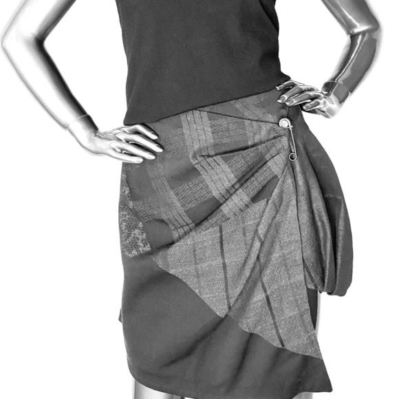 【送料&関税込】Alexander McQueen Wool And Mohair Skirt Alexander McQueen Jacquard-Knit A-Line Mini Skirt in Flower